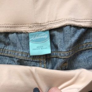 Old Navy Shorts - Distressed Maternity Denim Shorts Old Navy Shorts - Distressed Maternity Denim Shorts